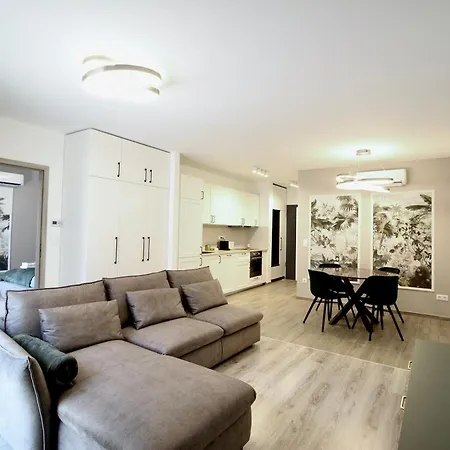 Appartement Erkel Estate At Kalvin Ter, 4 People, 2 Bathroom, Free Parking *