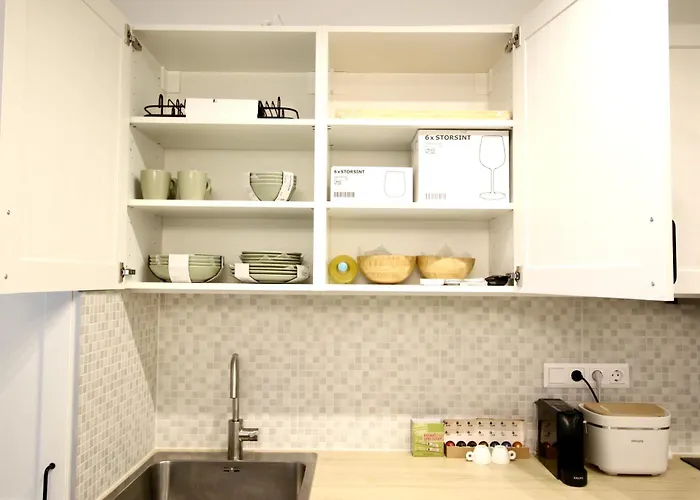 Lejlighed Erkel Estate At Kalvin Ter, 4 People, 2 Bathroom, Free Parking