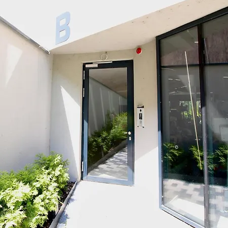 Apartment Erkel Estate At Kalvin Ter, 4 People, 2 Bathroom, Free Parking Budapest